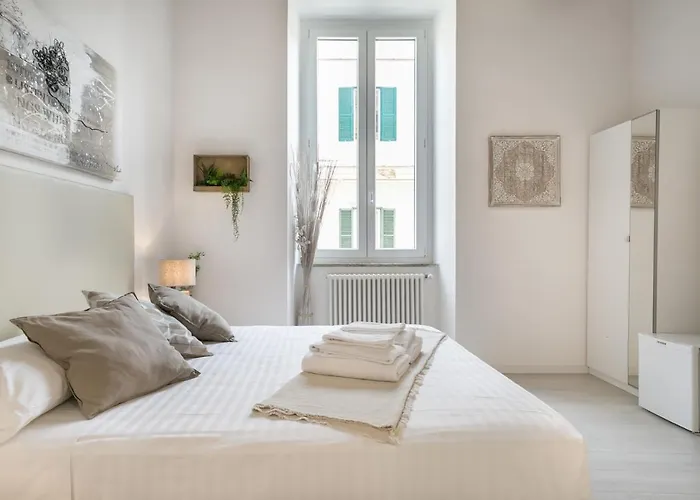 White Ostilia Guesthouse
