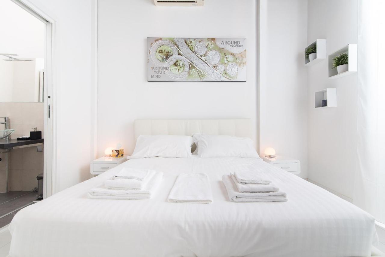 White Ostilia Rome