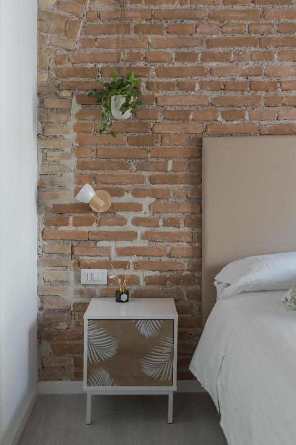 Affittacamere White Ostilia Roma